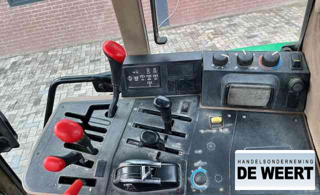 Трактор John Deere 6100: снимка 6 Трактор John Deere 6100: снимка 6