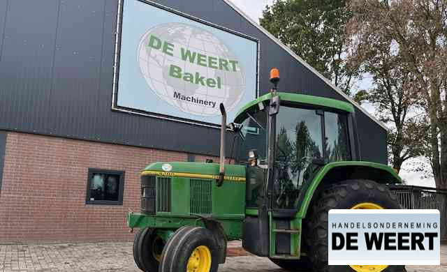 John Deere 6100 - Трактор: снимка 1 John Deere 6100 - Трактор: снимка 1