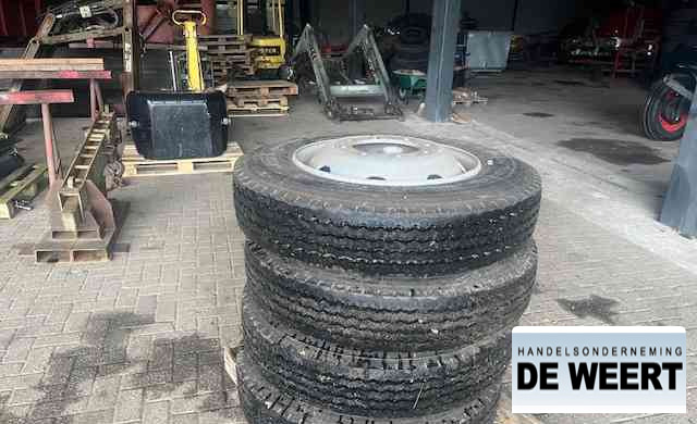 Michelin 9R22.5 , 9 R 22.5 - Гуми и джанти за Селскостопанска техника: снимка 2 Michelin 9R22.5 , 9 R 22.5 - Гуми и джанти за Селскостопанска техника: снимка 2