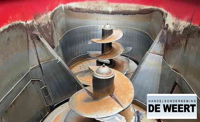 Миксер-вагон Trioliet solomix 2-2000ZK: снимка 7 Миксер-вагон Trioliet solomix 2-2000ZK: снимка 7