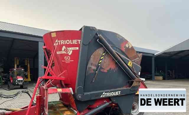 Trioliet triomix S 1-1200 - Миксер-вагон: снимка 1 Trioliet triomix S 1-1200 - Миксер-вагон: снимка 1