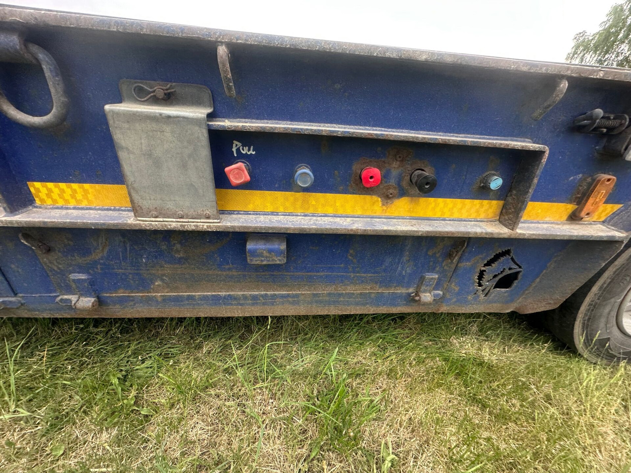Нискорамна площадка полуремарке CHIEFTAIN TRAILERS LTD naczepa niskopodwoziowa: снимка 20