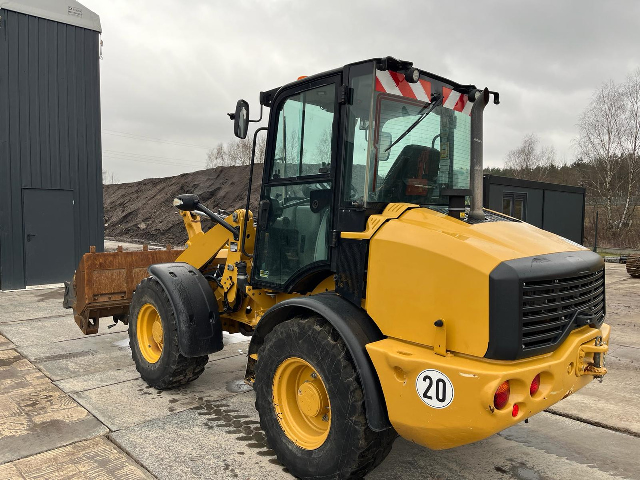 Caterpillar 908M - Колесен товарач: снимка 3 Caterpillar 908M - Колесен товарач: снимка 3