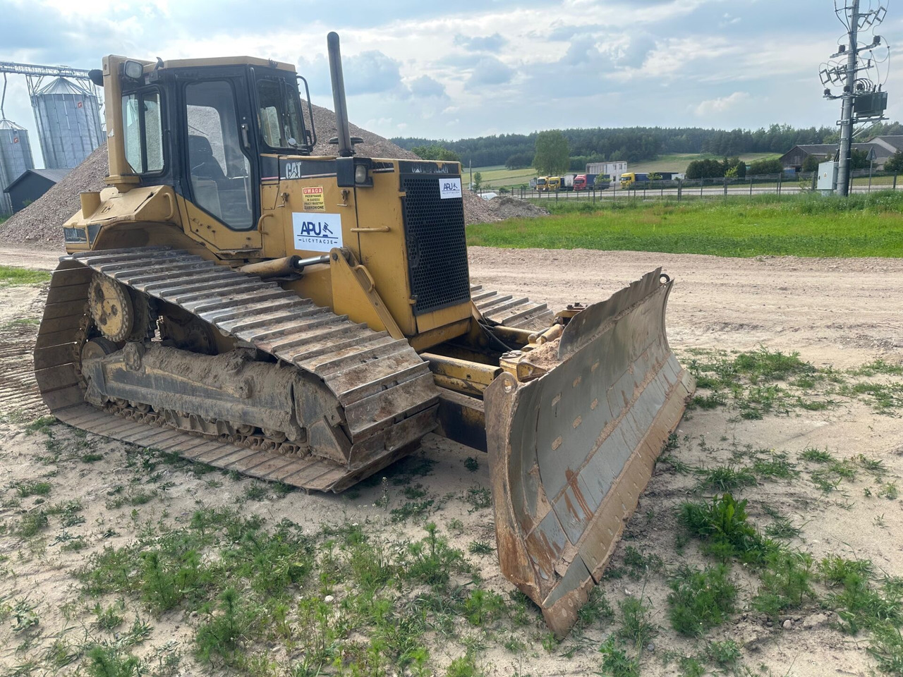 Caterpillar D6M LGP - Булдозер: снимка 2 Caterpillar D6M LGP - Булдозер: снимка 2
