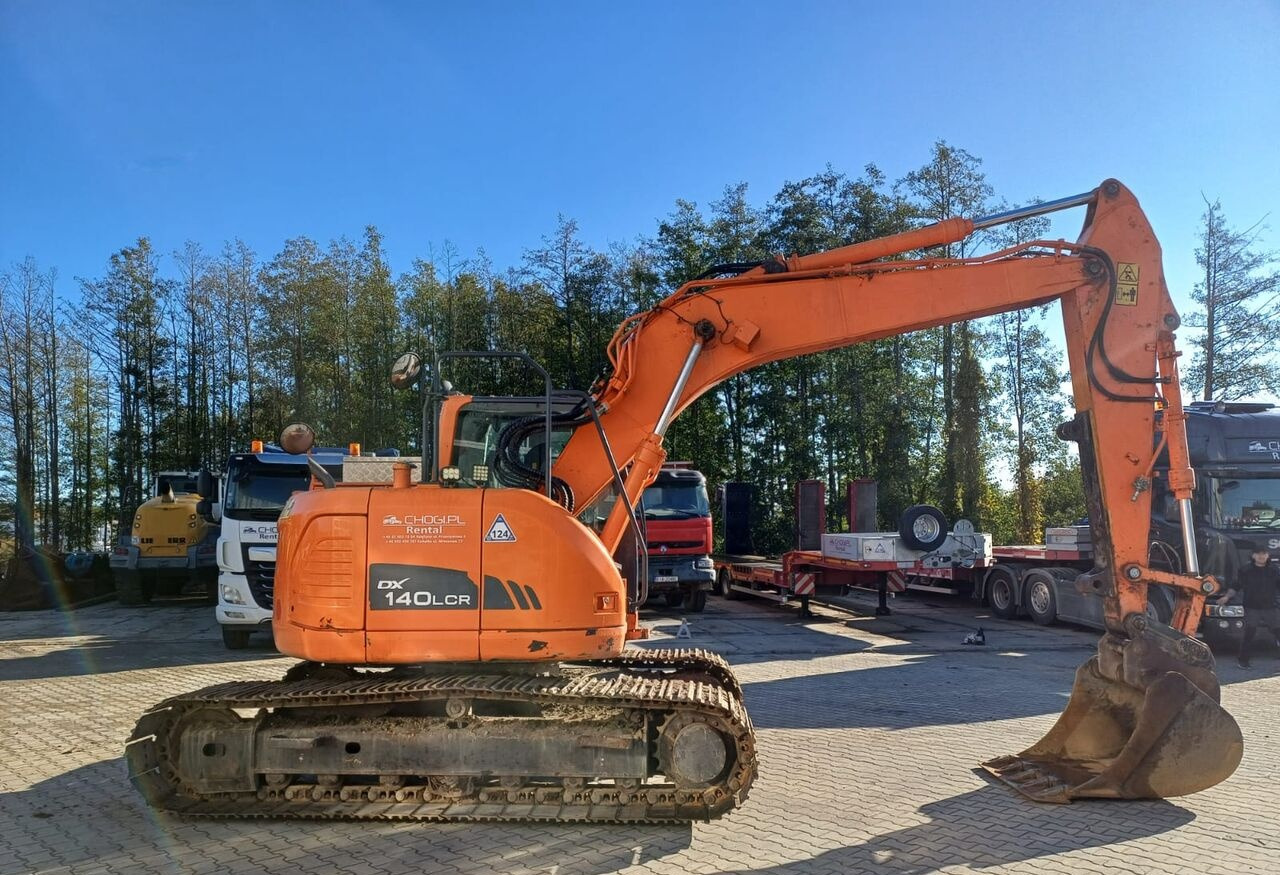 Doosan DX140LCR-3 - Верижен багер: снимка 4 Doosan DX140LCR-3 - Верижен багер: снимка 4