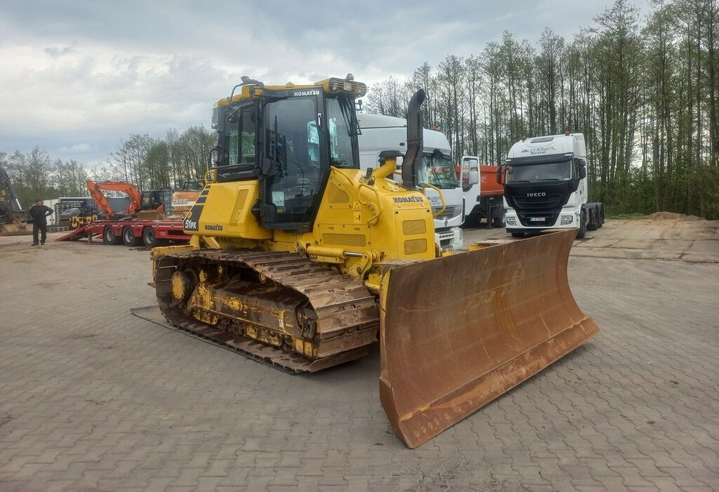 Komatsu D51PX-24 - Булдозер: снимка 3 Komatsu D51PX-24 - Булдозер: снимка 3