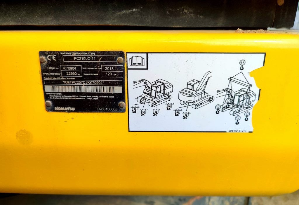 Верижен багер Komatsu PC210LC-11: снимка 18