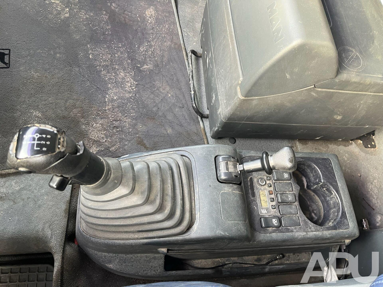 MAN TGA 26.480 - Бордови камион, Камион с кран: снимка 2 MAN TGA 26.480 - Бордови камион, Камион с кран: снимка 2