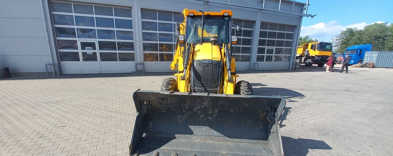 Mahindra VX90 A/C - Багер-товарач: снимка 3 Mahindra VX90 A/C - Багер-товарач: снимка 3