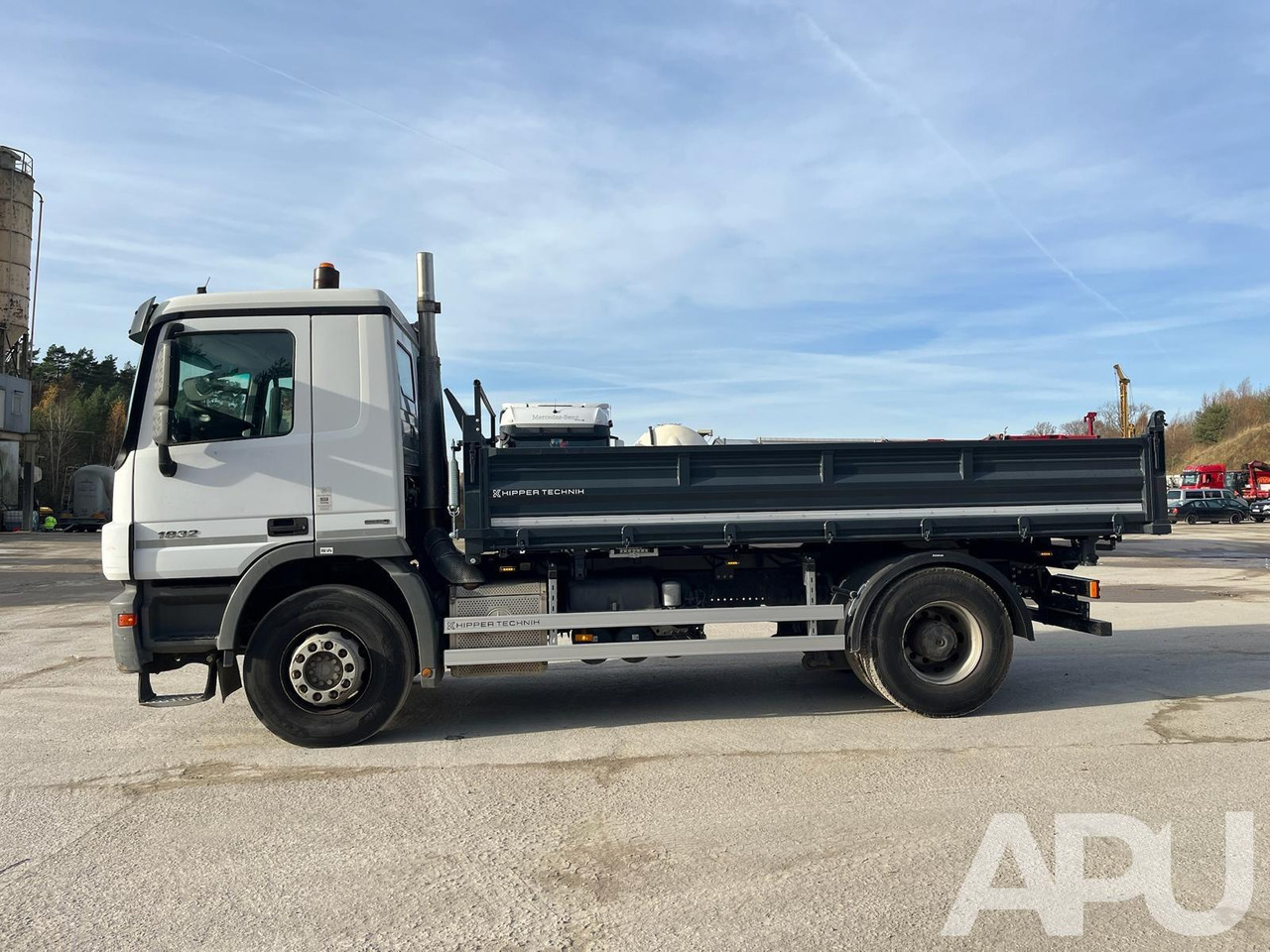 Самосвал камион Mercedes-Benz Actros 1832: снимка 17