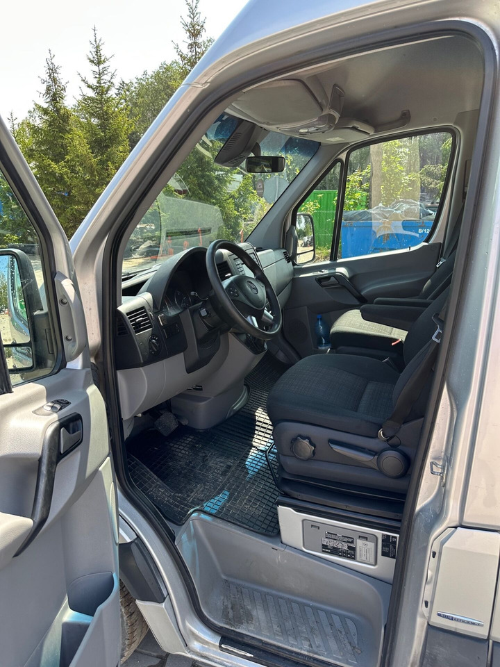 Meredes-Benz Sprinter 319 Bluetec 9 osobowy - Пътнически бус: снимка 2 Meredes-Benz Sprinter 319 Bluetec 9 osobowy - Пътнически бус: снимка 2