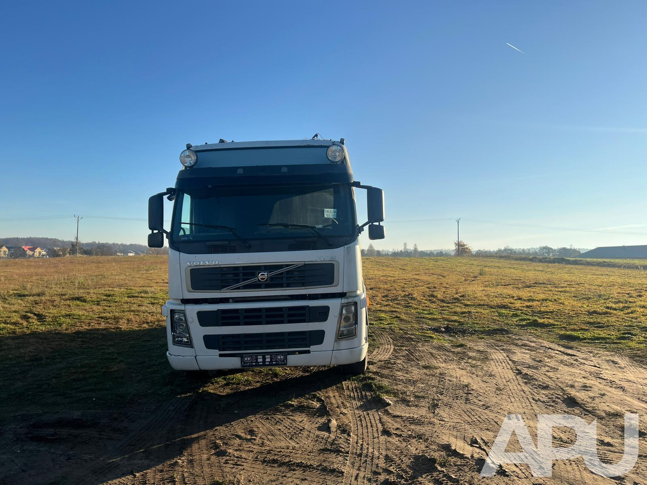 Volvo FM12 - Бордови камион, Камион с кран: снимка 2 Volvo FM12 - Бордови камион, Камион с кран: снимка 2