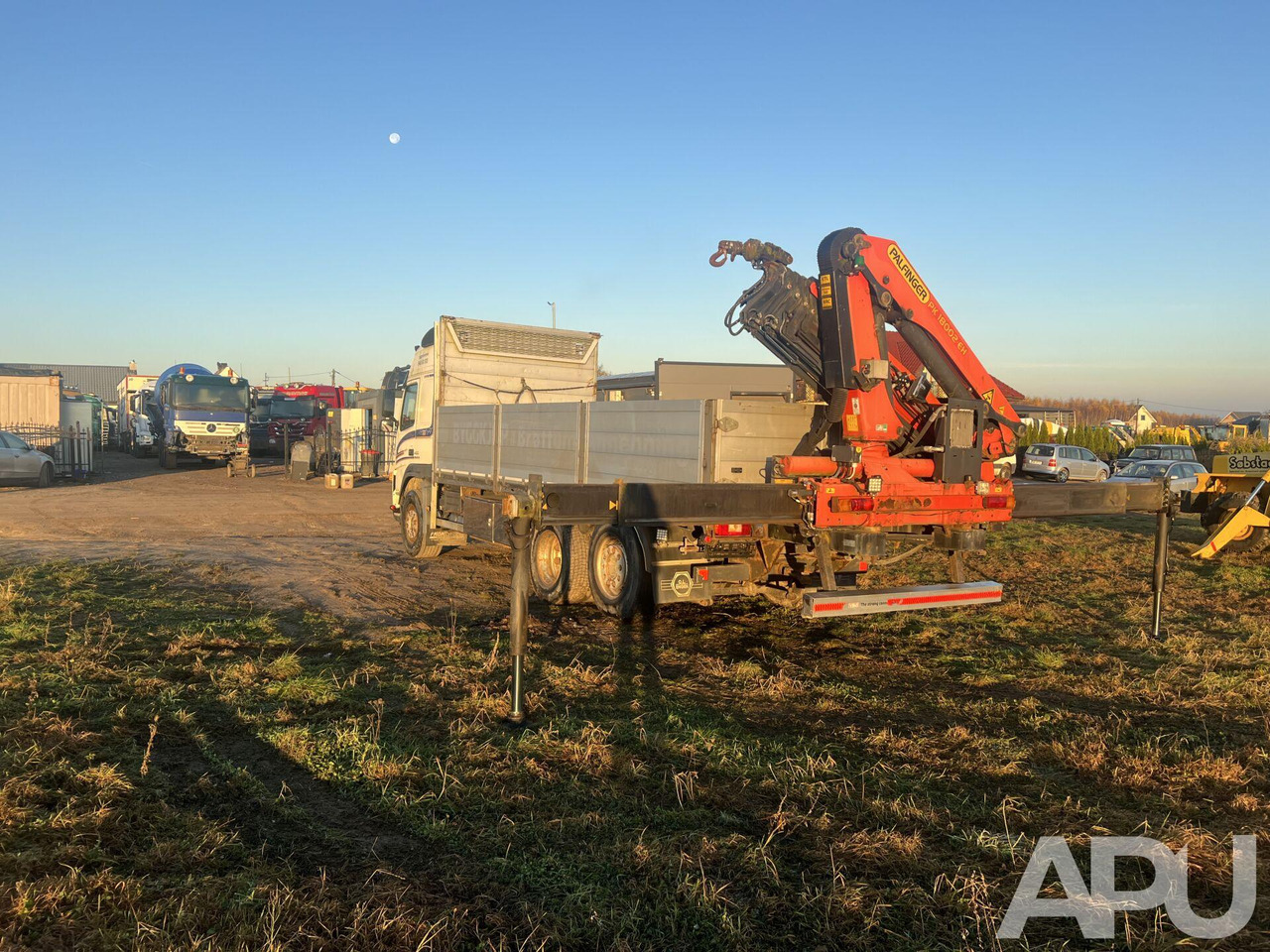 Volvo FM12 - Бордови камион, Камион с кран: снимка 3 Volvo FM12 - Бордови камион, Камион с кран: снимка 3