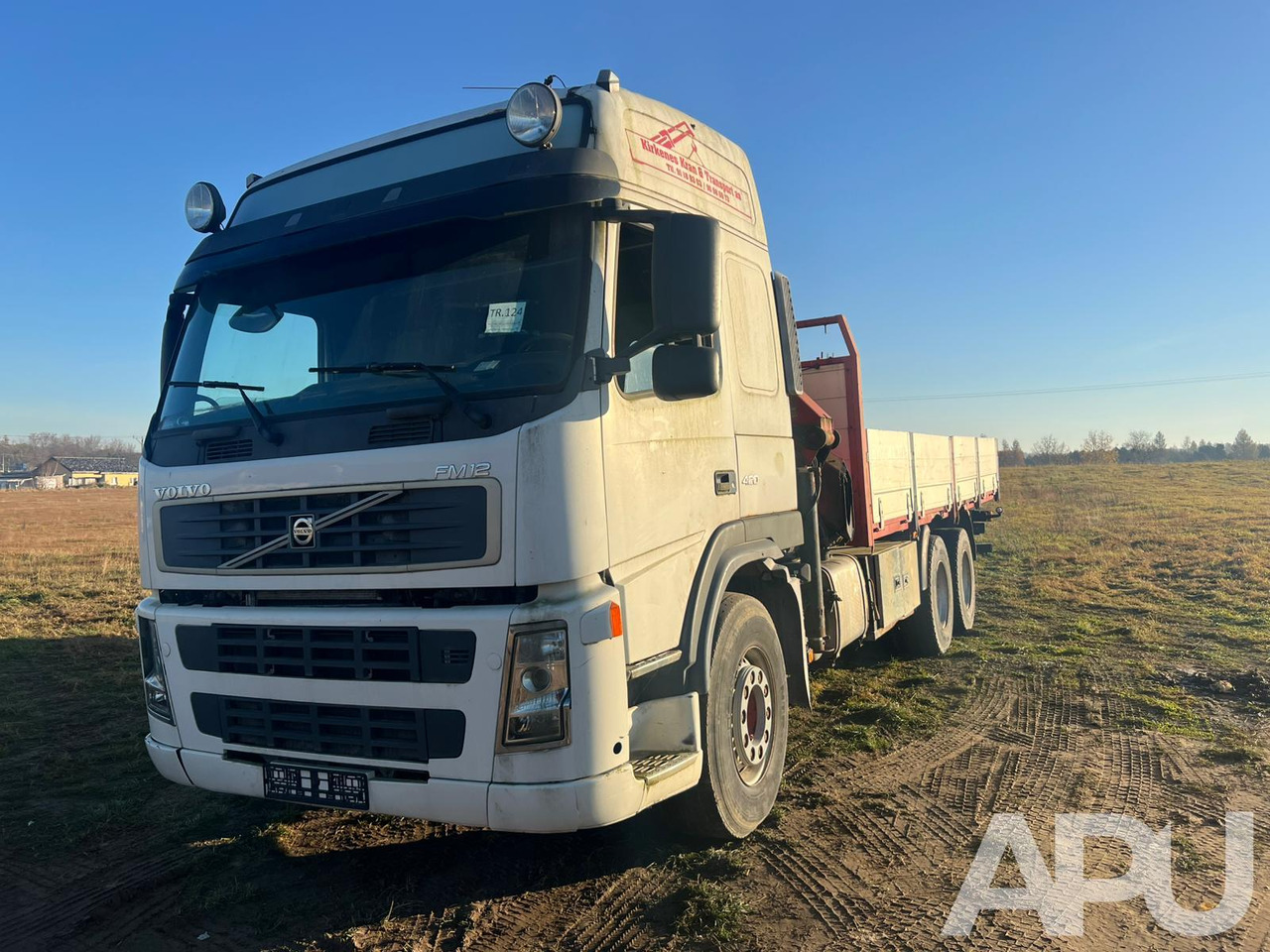 Volvo FM12 - Бордови камион, Камион с кран: снимка 1 Volvo FM12 - Бордови камион, Камион с кран: снимка 1