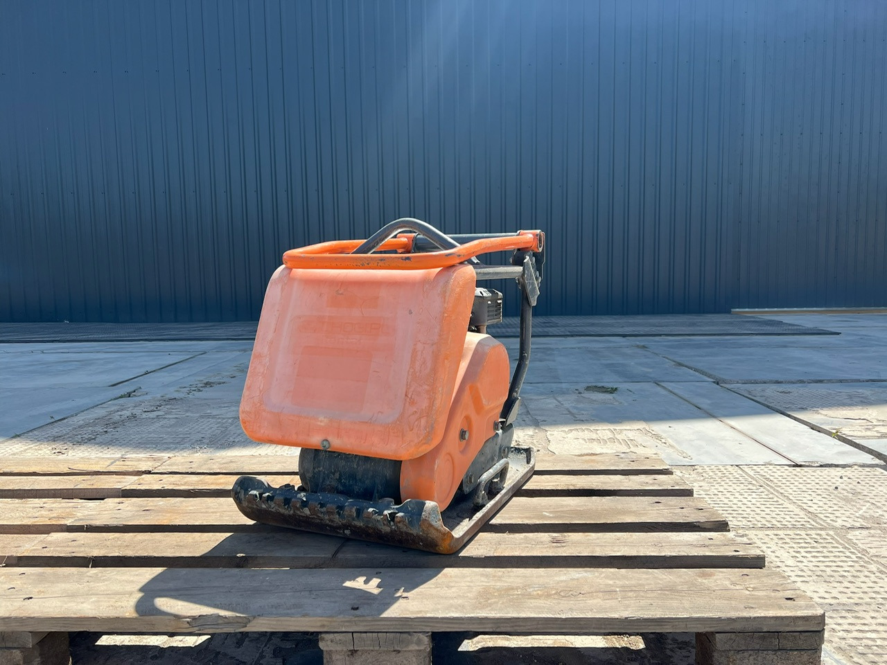 Zagęszczarka ALTRAD BELLE FC4000E PCX13/40 - Виброплоча: снимка 5 Zagęszczarka ALTRAD BELLE FC4000E PCX13/40 - Виброплоча: снимка 5