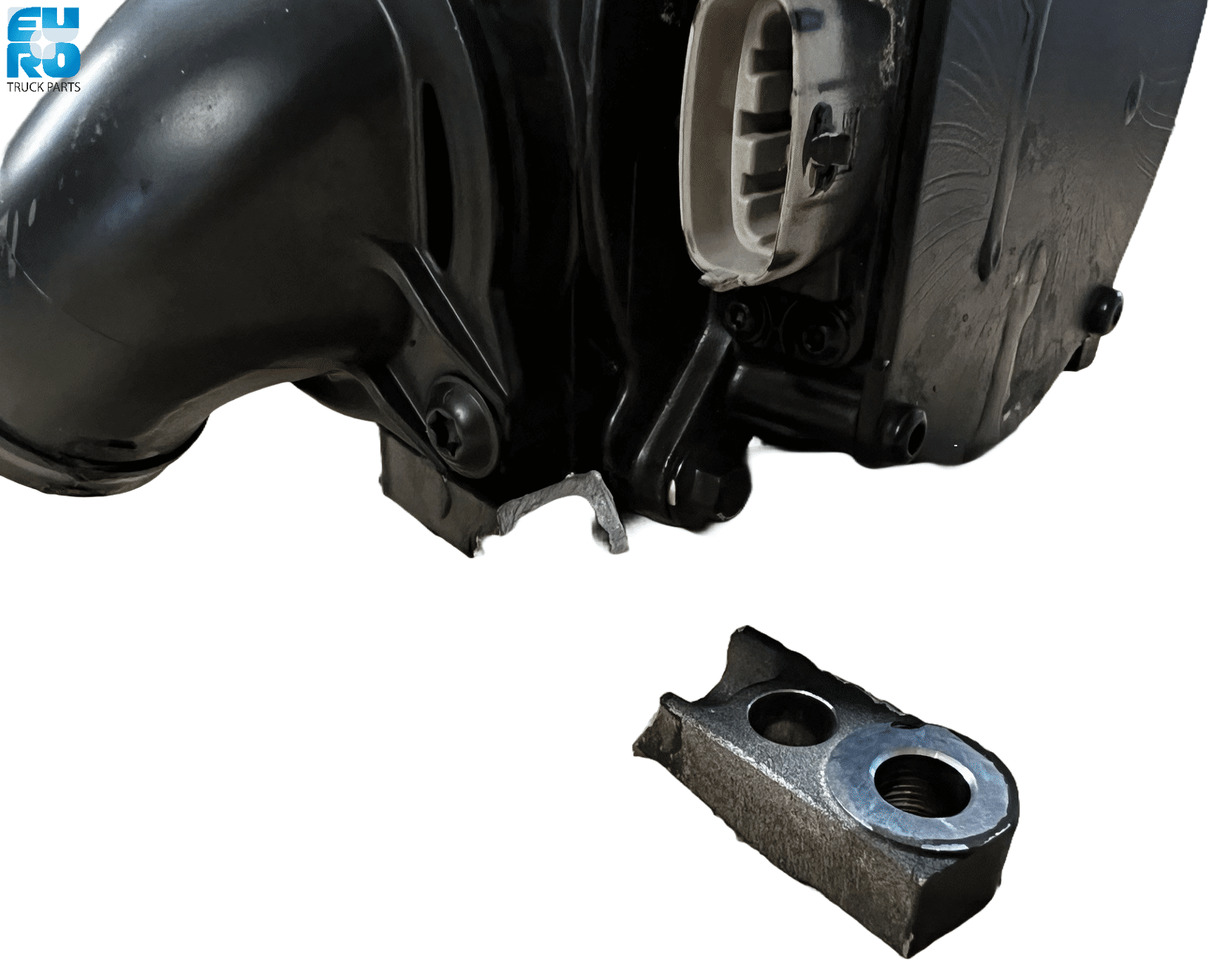 DAF CF,XF E6 MX11 (2013-) OE CRANCASE VENTILATION MODULE FROM NEW TRUCK WITH DAMAGE + DEPOSIT 2178442EXP - Картер за Камион: снимка 3 DAF CF,XF E6 MX11 (2013-) OE CRANCASE VENTILATION MODULE FROM NEW TRUCK WITH DAMAGE + DEPOSIT 2178442EXP - Картер за Камион: снимка 3