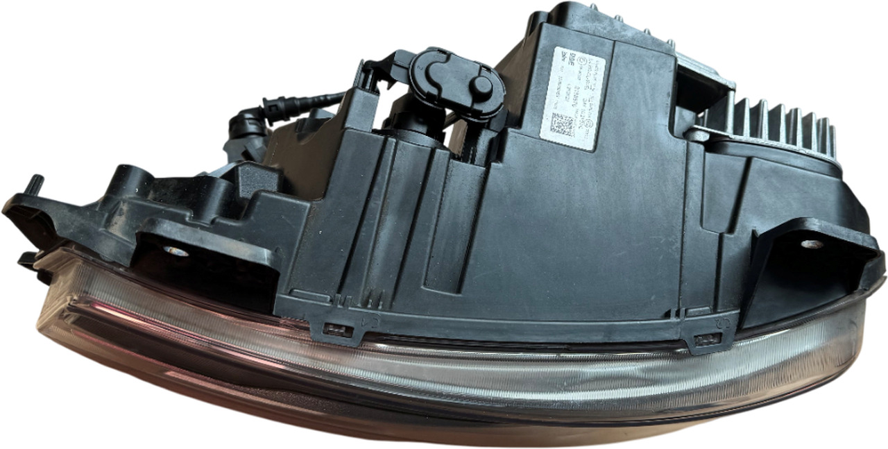 DAF XD XF XG LED KOPLAMP RRV LINKS GEBRUIKT 2188970U - Преден фар за Камион: снимка 2 DAF XD XF XG LED KOPLAMP RRV LINKS GEBRUIKT 2188970U - Преден фар за Камион: снимка 2