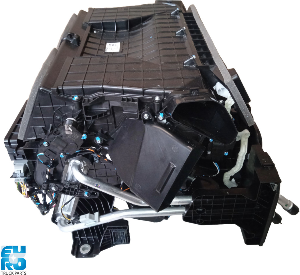DAF XF 106 VERWARMING, CCC 2017- NIEUW 2302628 - Радиатор за Камион: снимка 5 DAF XF 106 VERWARMING, CCC 2017- NIEUW 2302628 - Радиатор за Камион: снимка 5