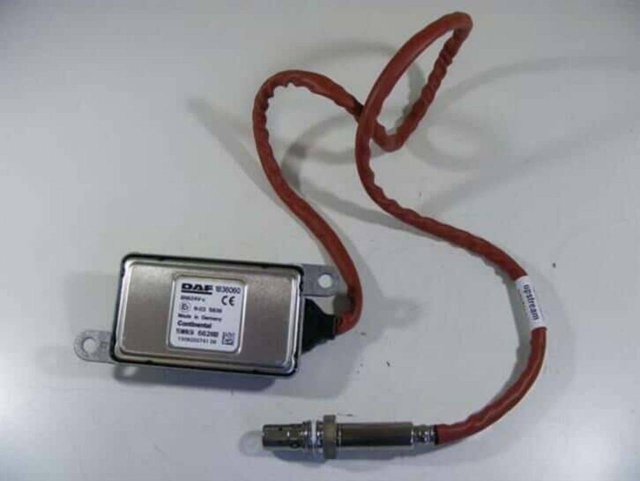 DAF nox sensor 2011649 - Изпускателна система за Камион: снимка 1 DAF nox sensor 2011649 - Изпускателна система за Камион: снимка 1