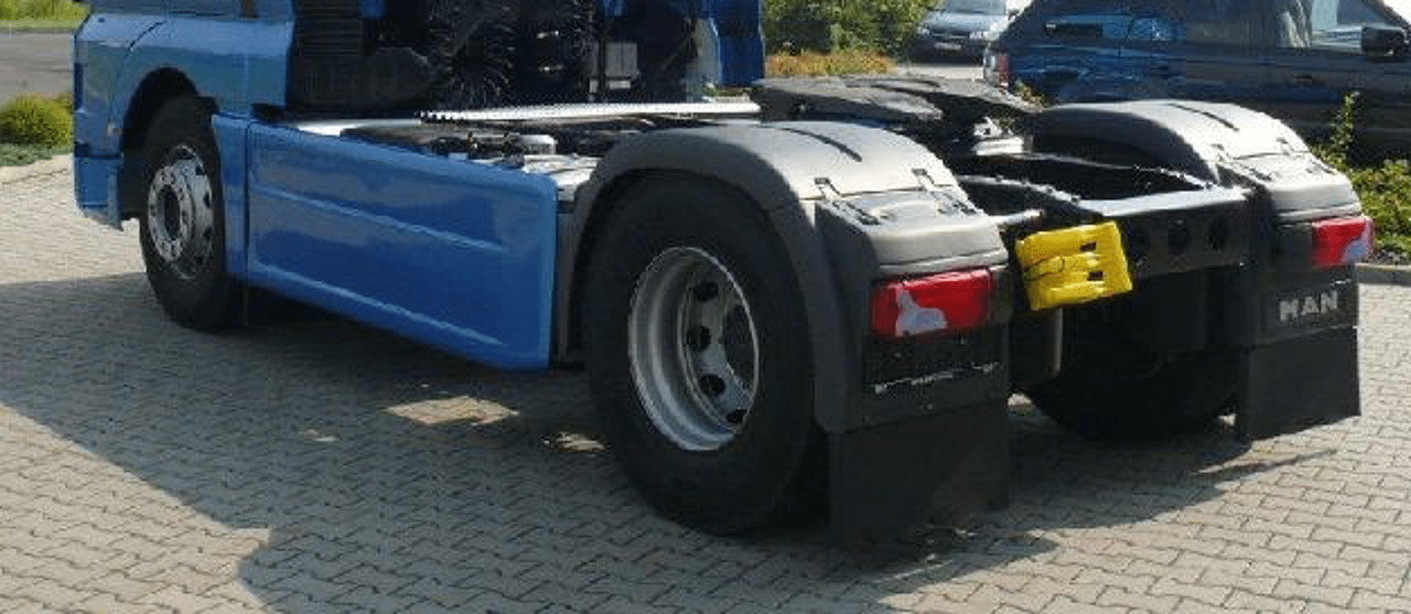 MAN TGA TGX ZIJSKIRT SET WB 3600MM EURO 3-5 PRIMER 000078 - Каросерия и екстериор за Камион: снимка 2 MAN TGA TGX ZIJSKIRT SET WB 3600MM EURO 3-5 PRIMER 000078 - Каросерия и екстериор за Камион: снимка 2