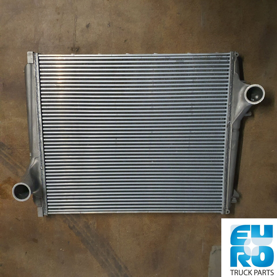 VOLVO FH4 INTERCOOLER 21208268R - Интеркулер за Камион: снимка 1 VOLVO FH4 INTERCOOLER 21208268R - Интеркулер за Камион: снимка 1