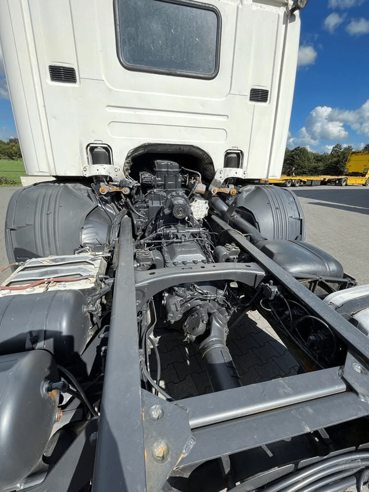 Scania Scania P124 360 1998 6x4 - Влекач: снимка 4 Scania Scania P124 360 1998 6x4 - Влекач: снимка 4