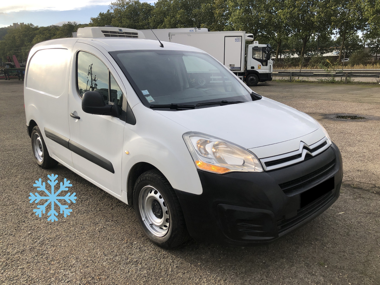Citroën Berlingo Frigorifique - Хладилен бус: снимка 2 Citroën Berlingo Frigorifique - Хладилен бус: снимка 2