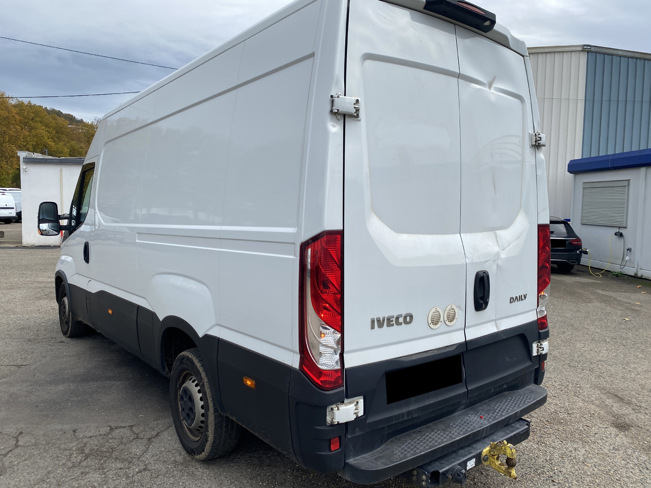 IVECO DAILY 35S18 - Товарен бус: снимка 4 IVECO DAILY 35S18 - Товарен бус: снимка 4