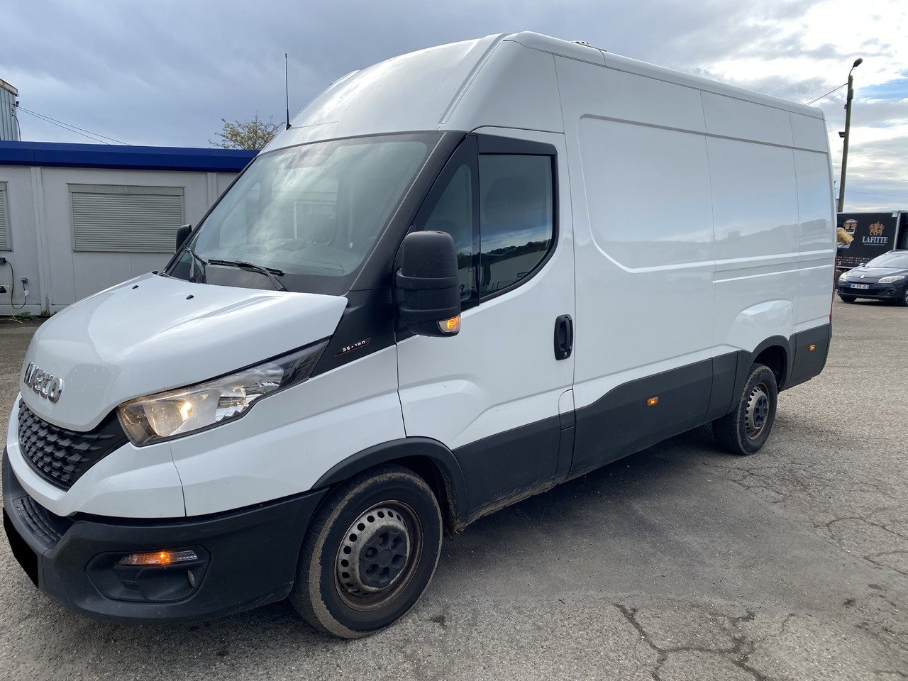 IVECO DAILY 35S18 - Товарен бус: снимка 1 IVECO DAILY 35S18 - Товарен бус: снимка 1