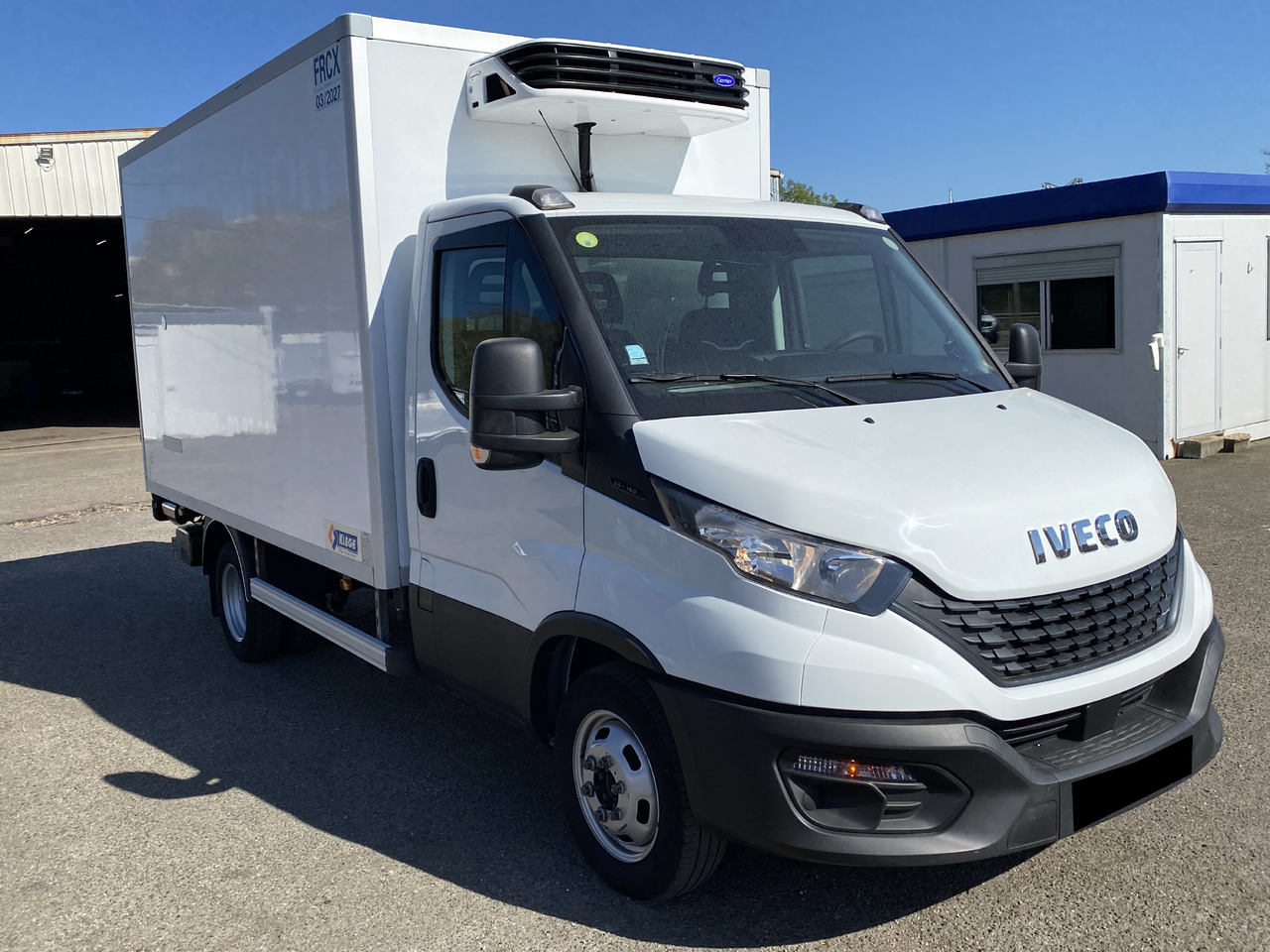 IVECO Daily frigorifique Hayon - Хладилен бус: снимка 1 IVECO Daily frigorifique Hayon - Хладилен бус: снимка 1