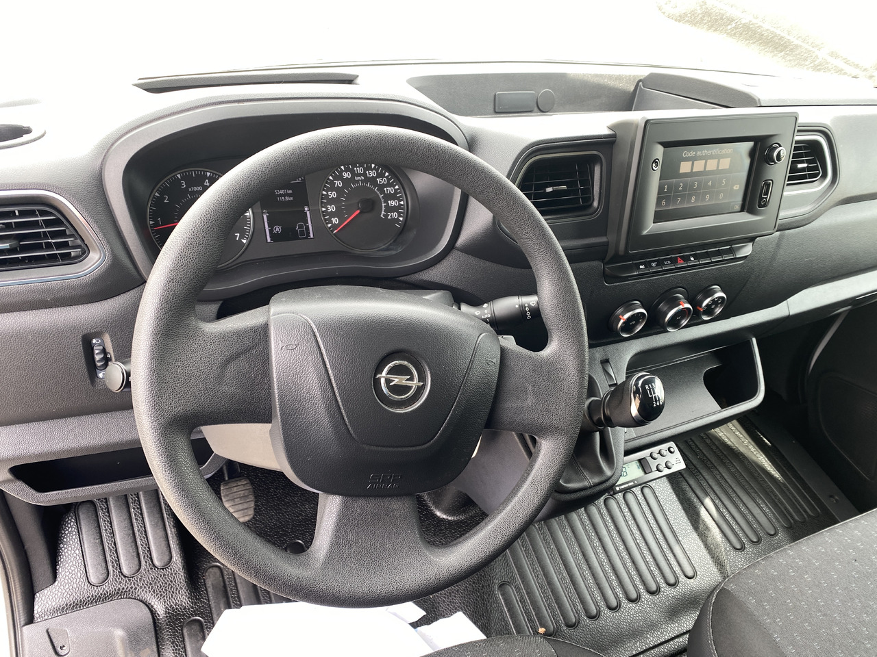 Хладилен бус OPEL movano diesel hayon étagères: снимка 10