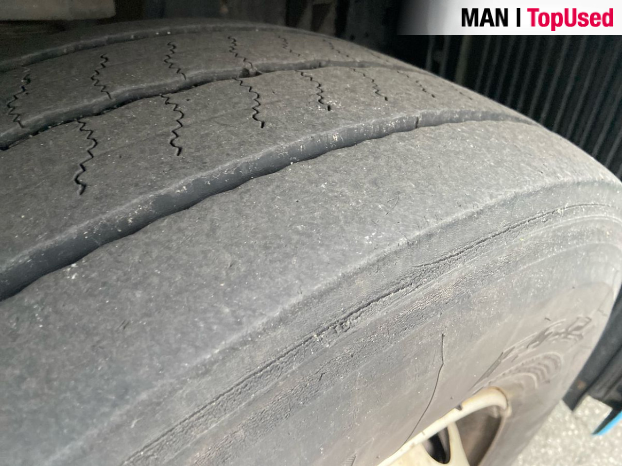 MAN TGX 26.470 6X2-2 LL - Влекач: снимка 2 MAN TGX 26.470 6X2-2 LL - Влекач: снимка 2