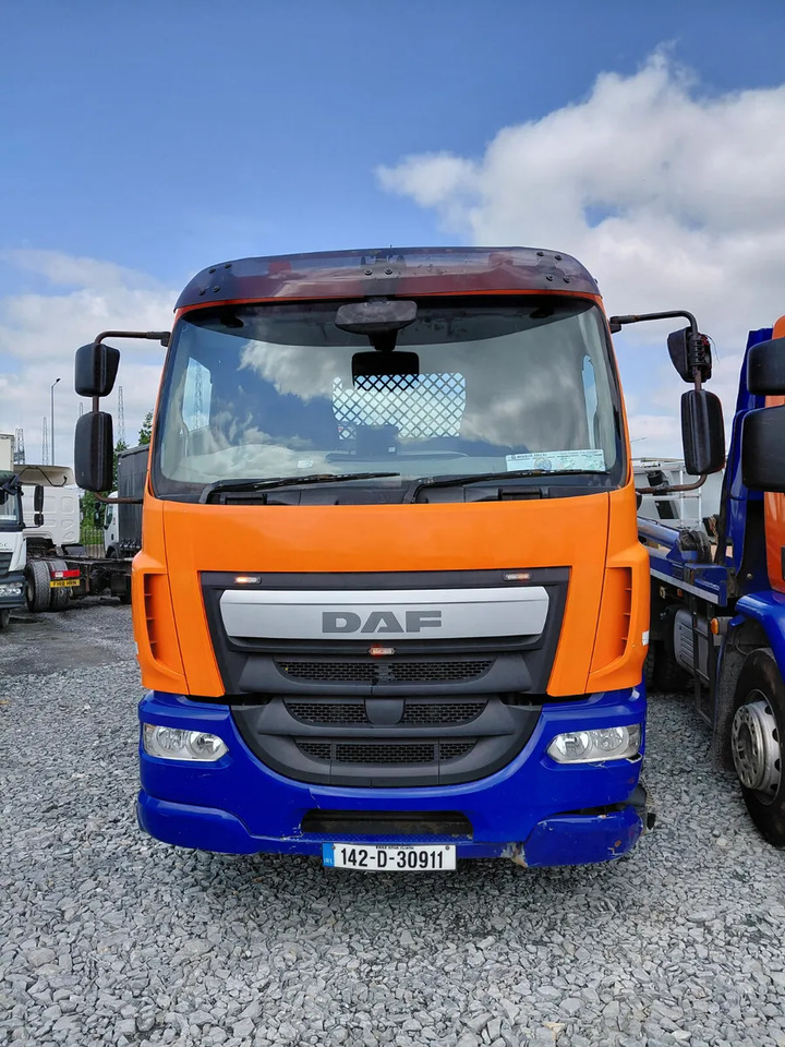 2014 DAF LF Skip Loader Day Cab - Мултилифт за контейнери камион: снимка 5 2014 DAF LF Skip Loader Day Cab - Мултилифт за контейнери камион: снимка 5