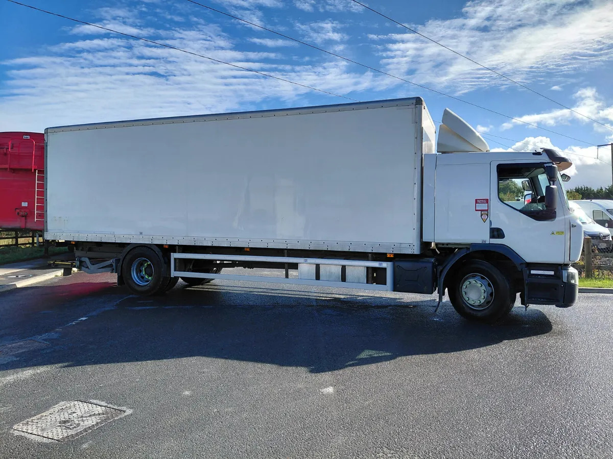 Лизинг на  2019 Renault D 18T 2019 Renault D 18T: снимка 8