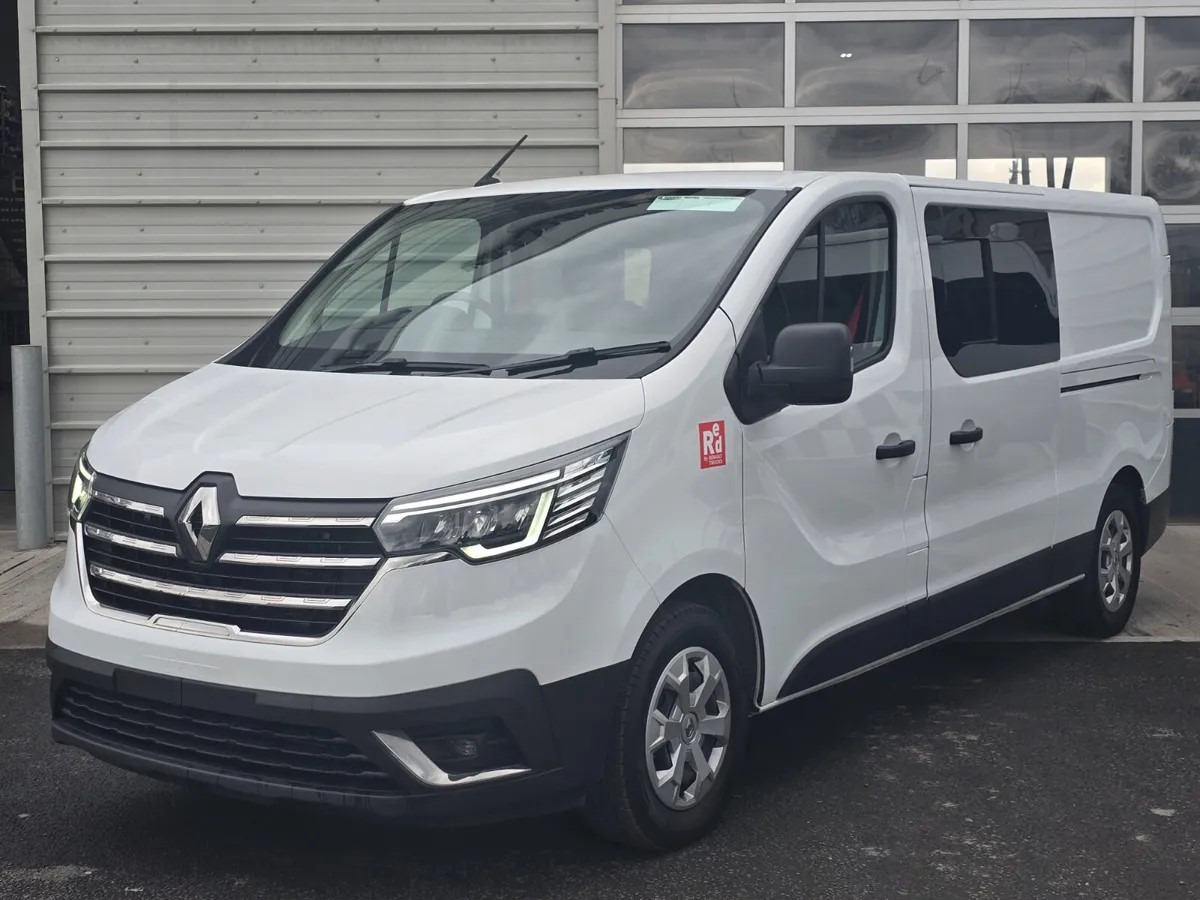 2025 Renault Trafic E-Tech Crew Cab - Бус с двойна кабина: снимка 2 2025 Renault Trafic E-Tech Crew Cab - Бус с двойна кабина: снимка 2