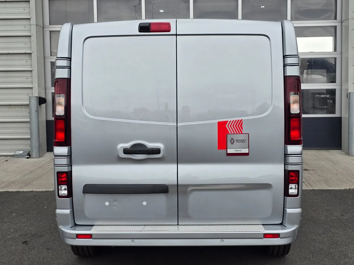 2025 Renault Trafic Exclusive 170BHP Auto - Товарен бус: снимка 5 2025 Renault Trafic Exclusive 170BHP Auto - Товарен бус: снимка 5