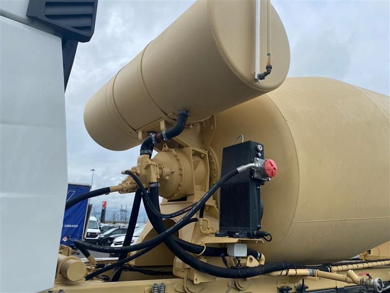 Нови Бетоновоз ‘New’ Renault C Range Rigid Putzmeister P9G Mixer: снимка 10