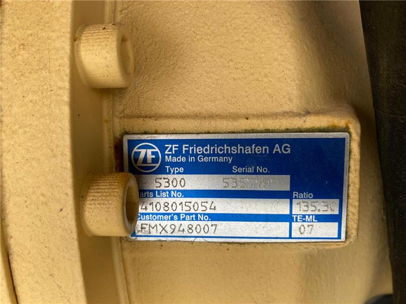 Нови Бетоновоз ‘New’ Renault C Range Rigid Putzmeister P9G Mixer: снимка 15