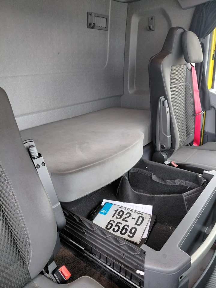 Влекач 2019 Renault T 440 4×2 Auto Tractor Unit: снимка 7