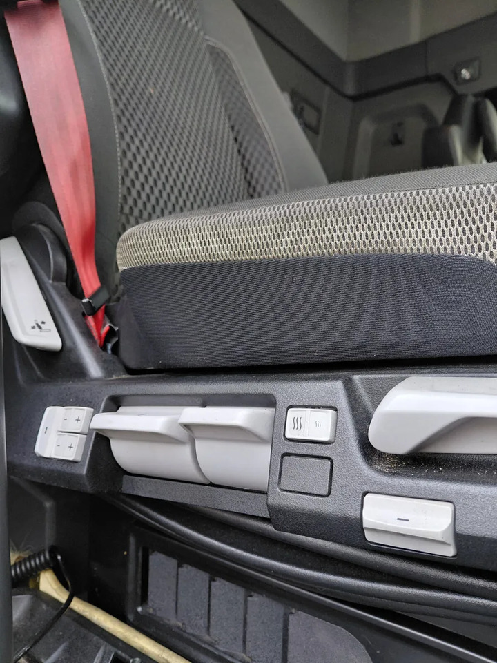 Влекач 2019 Renault T 440 4×2 Auto Tractor Unit: снимка 9