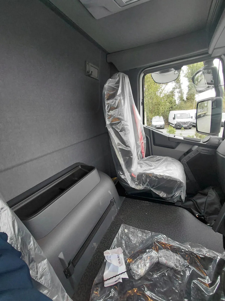 Нови Влекач New Renault T460 / Unregistered: снимка 13