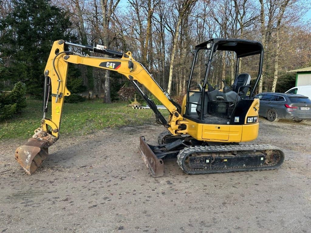 CAT 303.5 E CR - Мини багер: снимка 2 CAT 303.5 E CR - Мини багер: снимка 2