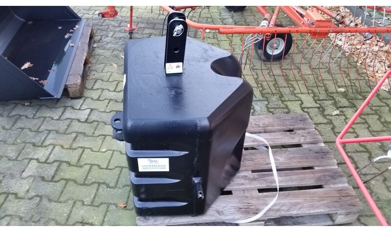 Ballastgewicht / frontgewicht FP PAC 600 kg Frans Pateer gewichtenblok - Противовес за Селскостопанска техника: снимка 4 Ballastgewicht / frontgewicht FP PAC 600 kg Frans Pateer gewichtenblok - Противовес за Селскостопанска техника: снимка 4