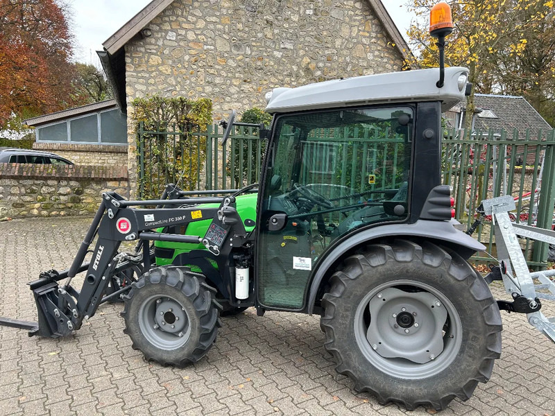 Deutz Agrokid 230 + Stoll frontlader - Малък трактор: снимка 4 Deutz Agrokid 230 + Stoll frontlader - Малък трактор: снимка 4