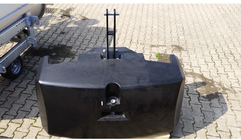 Frontgewicht 2500 kg - Противовес за Селскостопанска техника: снимка 2 Frontgewicht 2500 kg - Противовес за Селскостопанска техника: снимка 2