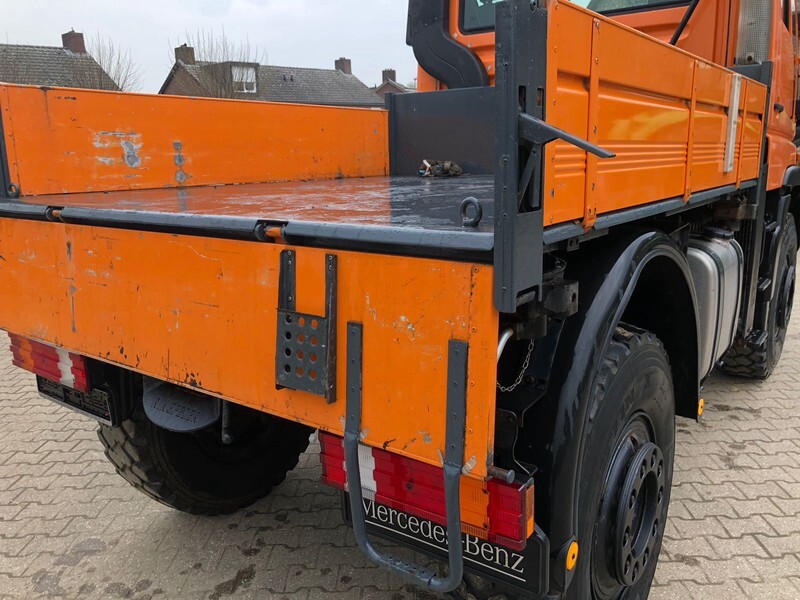 Mercedes-Benz Unimog U400 - Бордови камион, Комунална/ Специална техника: снимка 4 Mercedes-Benz Unimog U400 - Бордови камион, Комунална/ Специална техника: снимка 4