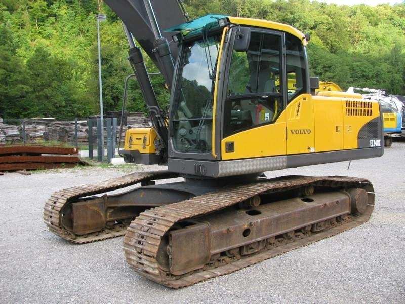 Volvo EC240C LN 3 žlici Odlično stanje - Верижен багер: снимка 2 Volvo EC240C LN 3 žlici Odlično stanje - Верижен багер: снимка 2