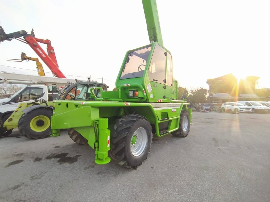 Merlo 40.21 - Телескопичен товарач: снимка 4 Merlo 40.21 - Телескопичен товарач: снимка 4