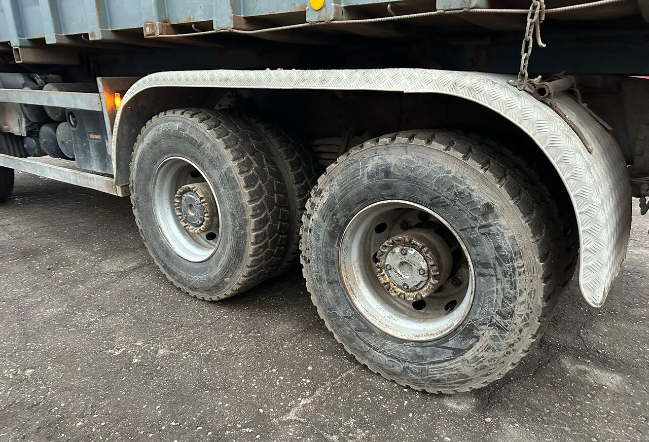 Scania 124C 6x6 steel - Самосвал камион: снимка 3 Scania 124C 6x6 steel - Самосвал камион: снимка 3