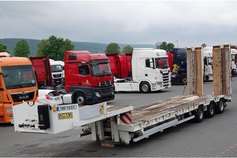 ACTM NACZEPA LAWETA / NISKOPODWOZIOWE / NAJAZDY HYDRAULICZNE / 13,6 M - Нискорамна площадка полуремарке: снимка 1 ACTM NACZEPA LAWETA / NISKOPODWOZIOWE / NAJAZDY HYDRAULICZNE / 13,6 M - Нискорамна площадка полуремарке: снимка 1